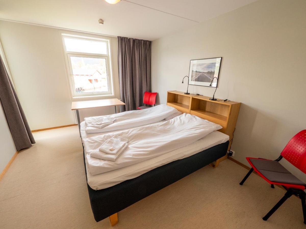 Lofoten Sommerhotell Og Vandrerhjem Kabelvåg المظهر الخارجي الصورة