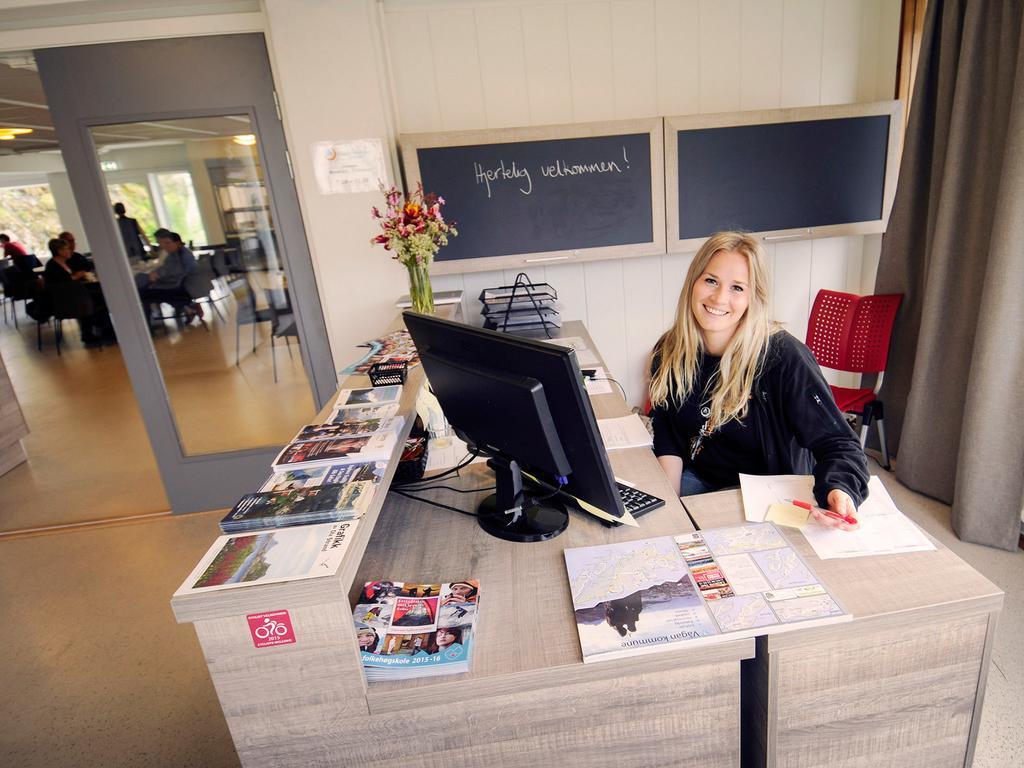Lofoten Sommerhotell Og Vandrerhjem Kabelvåg المظهر الخارجي الصورة
