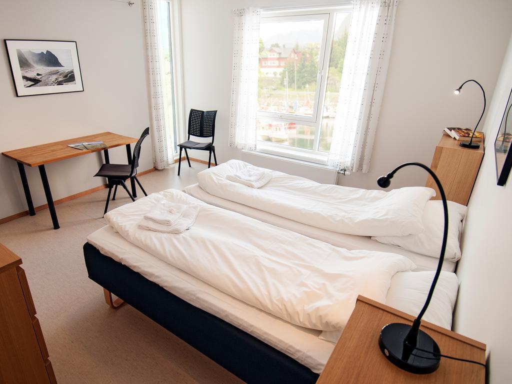 Lofoten Sommerhotell Og Vandrerhjem Kabelvåg الغرفة الصورة
