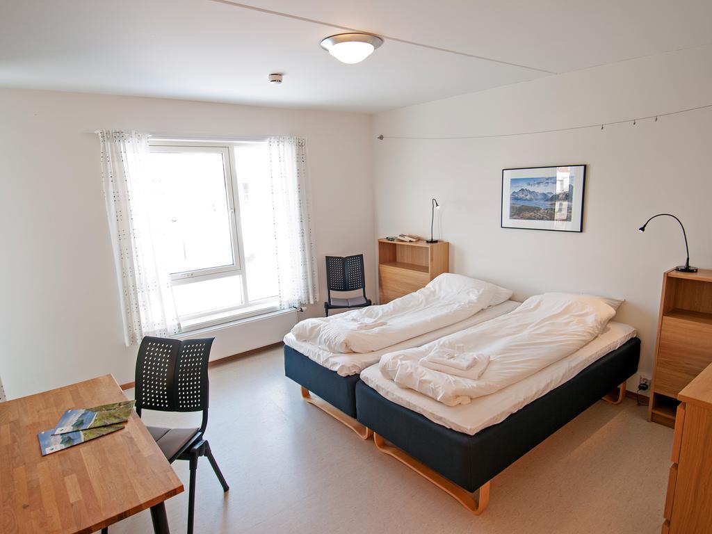Lofoten Sommerhotell Og Vandrerhjem Kabelvåg الغرفة الصورة
